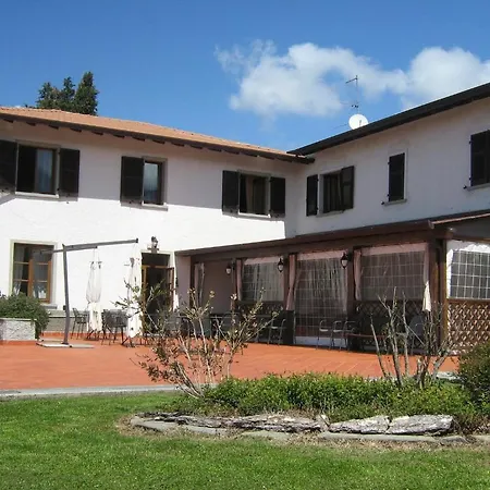 Agriturismo Al Vecchio Tino Κατάλυμα σε φάρμα Fivizzano